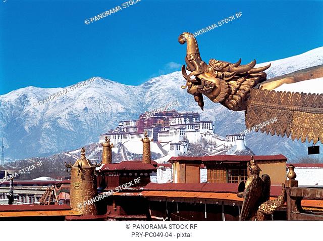 Potala Palace from Jokhang Lamasery, Lhasa