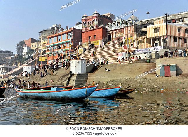 Boats and ghats on the Ganges River, Varanasi, Benares, Uttar Pradesh, India, South Asia