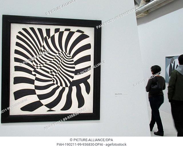 06 February 2019, France (France), Paris: The work ""Zebras"" by Victor Vasarely will be shown at the Centre Pompidou. The Centre Pompidou in Paris is...