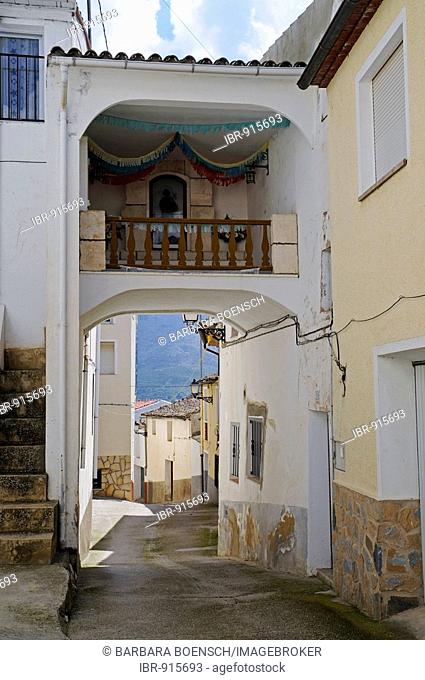 Passageway, gate, bridge, street, historic city centre, mountain village, Beniarda, Costa Blanca, Alicante, Spain, Europe
