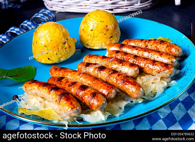 thuringian bratwurst with sauerkraut and dumplings