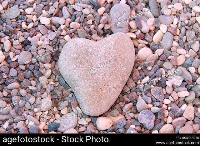 decorative hearts made of real stones