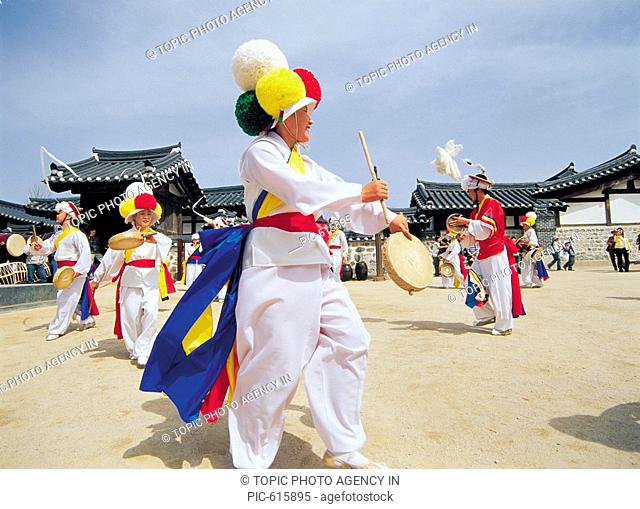 SamulnoriKorean Music Traditional Performance, Korea