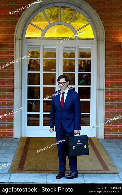 Madrid Spain; 14/01/2020.- Salvador Illa Menester of Health..Pedro Sanchez, president of Spain and his 22 ministers in a photo of the work team and his first...