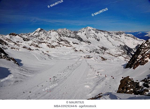 Austria, Tyrol, Stubai, Stubai glacier, skiing area, winter, panorama