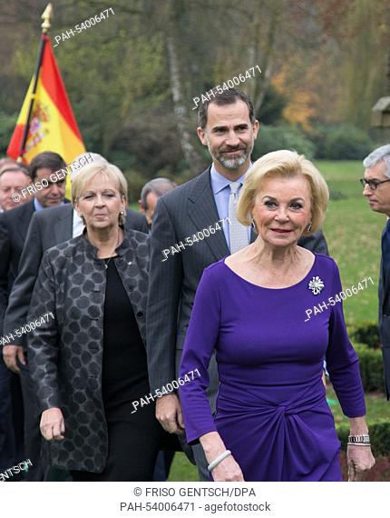 Premier of North Rhine-Westphalia, Hannelore Kraft (L-R), and Spanish King Felipe VI are welcomed by Elisabeth ""Liz"" Mohn, Bertelsmann SE & Co