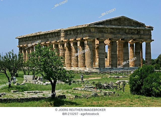 Hera temple 1 (so-called Poseidon temple) on the excavation site of Paestum, Cilento, Campania, Province of Salerno, Italy