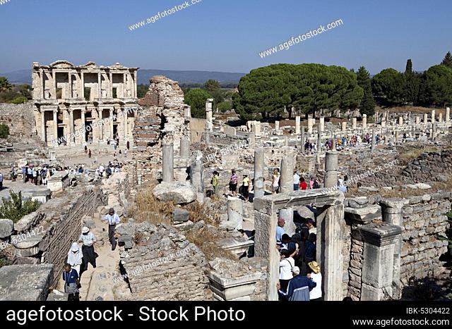People visit the Library of Celsus in the city of Ephesus.The Library of Celsus is an ancient building in Ephesus, Izmir, Turkey