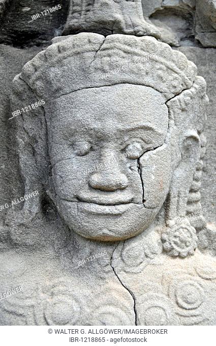 Stone carving, Banteay Kdei temple complex, Angkor, Cambodia, Asia