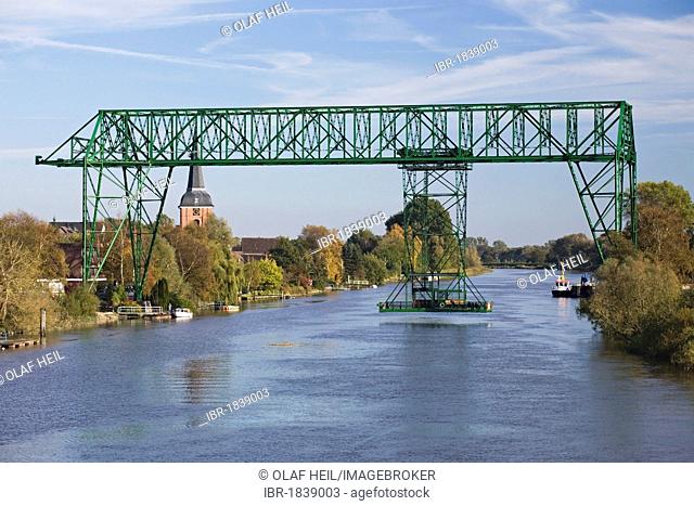 Transporter bridge over the Oste River between Osten and Hemmoor, Lower Saxony, Germany, Europe