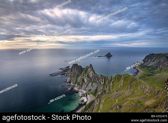 View from Måtinden Mountain to rocky coast, Bleik, Andoya Island, Vesterålen, Nordland, Nord-Norge, Norway, Europe