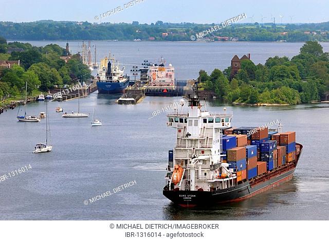 Shipping traffic at the Holtenau lock, Kiel Canal, Schleswig-Holstein, Germany, Europe