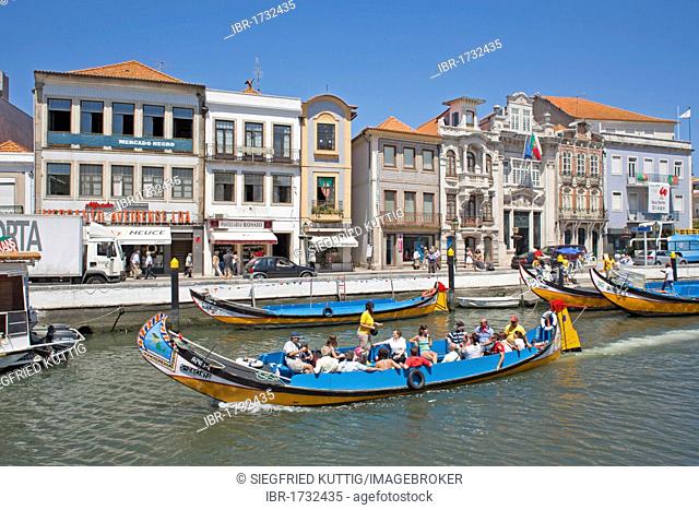 Colourful excursion boats in Aveiro, Costa de Prata, Portugal, Europe