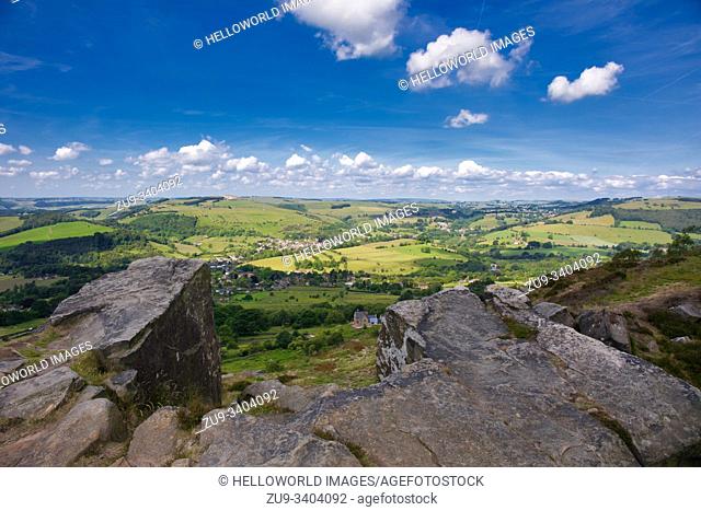 Panoramic view from Curbar Edge escarpment in the Peak District National Park, Derbyshire, England
