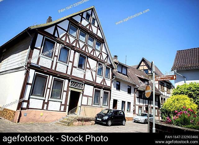 A historic half-timbered house in the citycenter of Bodenwerder (Germany), 23 June 2020. - Bodenwerder/Niedersachsen/Deutschland