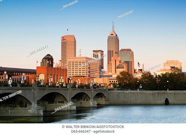 USA-Indiana-Indianapolis: City Skyline from White River Park / Sunset