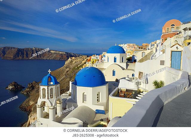 Blue domes of church in Oia village, Santorini, Aegean Island, Cyclades Island, Greek Islands, Greece, Europe