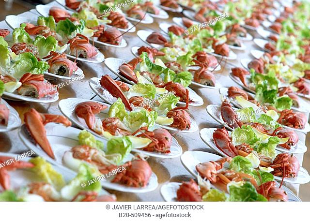 Preparing dishes. Lobster salad. Gastronomical Society, Donostia, San Sebastián, Gipuzkoa, Euskadi. Spain
