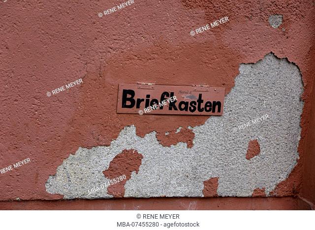 Germany, Berlin, NeukÃ¶lln, house facade, mailbox