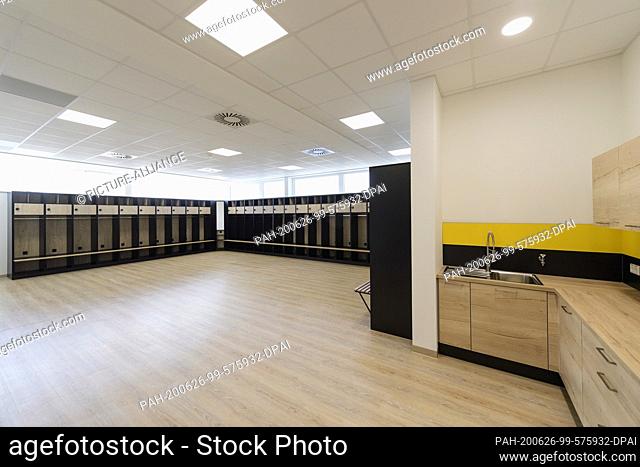 26 June 2020, Saxony, Dresden: View into the crew cabin with kitchen during the opening of the new training centre of SG Dynamo Dresden