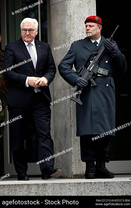 10 December 2022, Brandenburg, Schwielowsee/Ot Geltow: German President Frank-Walter Steinmeier leaves the Gerbäude after a video conference with soldiers from...