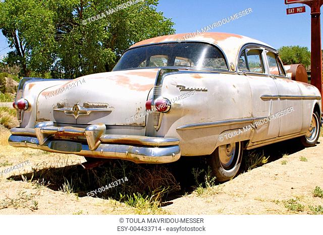Rusting vintage American car