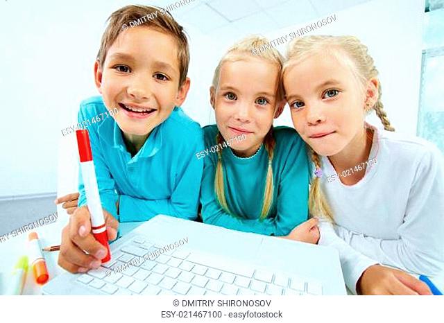 Kids with laptop