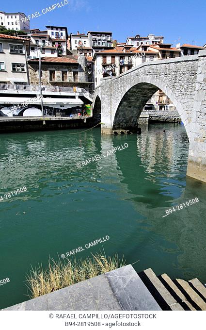 Old Bridge and Artibai river in Ondarroa. Biscay, Basque Country, Spain