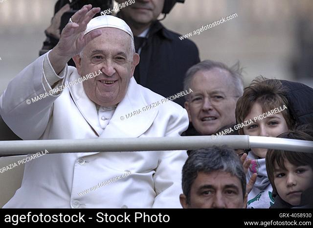 Vatican City, Vaticam 30 november 2022. Pope Francis arrives for his weekly general audience in St. Peter's Square