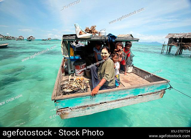 Borneo Sea Gypsies, Bajau People, Semporna, Sabah , Malaysia, Asia