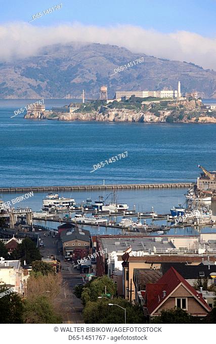 USA, California, San Francisco, Embarcadero, elevated view of Alcatraz Island from Hyde Street