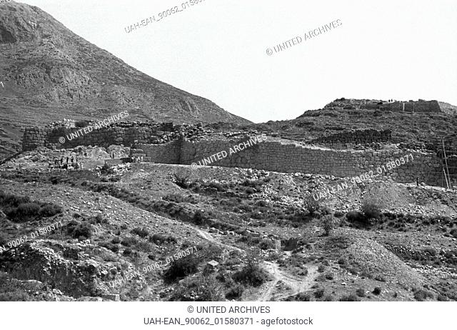 Griechenland, Greece - Die Ruinen des antiken Mykene in Griechenland, 1950er Jahre. Remains of ancient Mycenae in Greece, 1950s