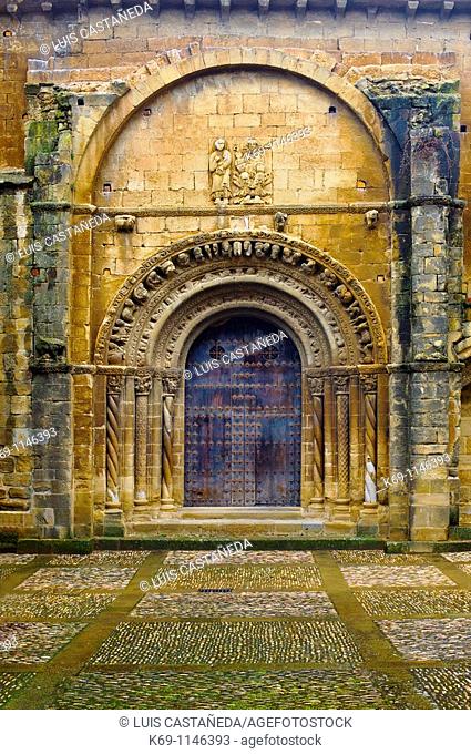 Romanesque Facade of Sta  Maria Church  Uncastillo Aragonese: Uncastiello is an Aragonese municipality in the province of Zaragoza situated in the county of...