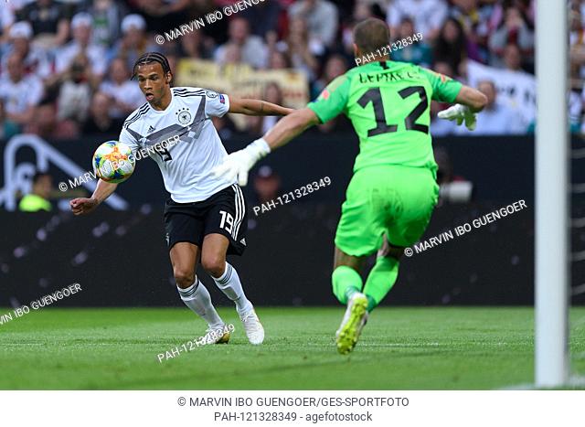 Leroy Sane (Germany, l.) Versus goalkeeper Sergei Lepmets (Estonia, r.). GES / Soccer / EURO Qualification: Germany - Estonia, 11.06