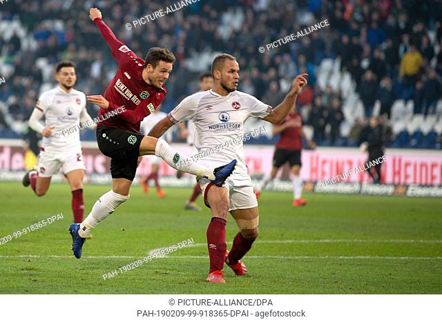09 February 2019, Lower Saxony, Hannover: Soccer: Bundesliga, Hannover 96 - 1. FC Nuremberg, 21. matchday in the HDI-Arena