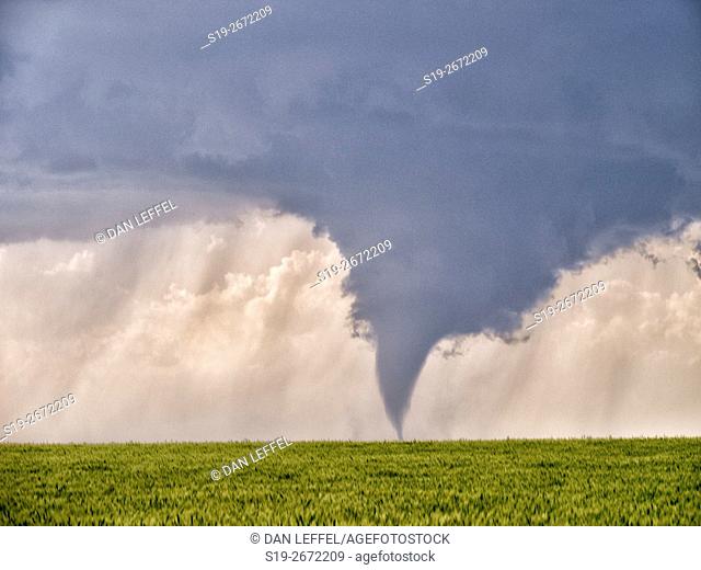 Initial formation of tornado south of Dodge City, Kansas on May 24, 2016