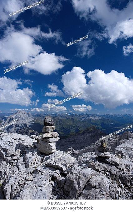 Austria, Vorarlberg, Montafon, Rätikon, Schesaplana, marking, 'rock cairns', panorama