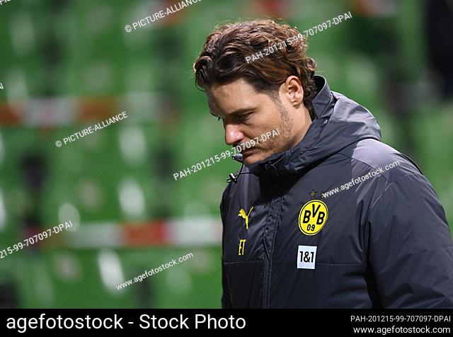 15 December 2020, Bremen: Football: Bundesliga, Werder Bremen - Borussia Dortmund, Matchday 12. Dortmund's new coach Edin Terzic on his way into the dressing...
