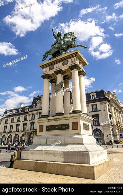 Statue of Vercingetorix in Place de Jaude, Clermont-Ferrand, Puy-de-Dome department, Auvergne Rhone Alpes, France, Europe