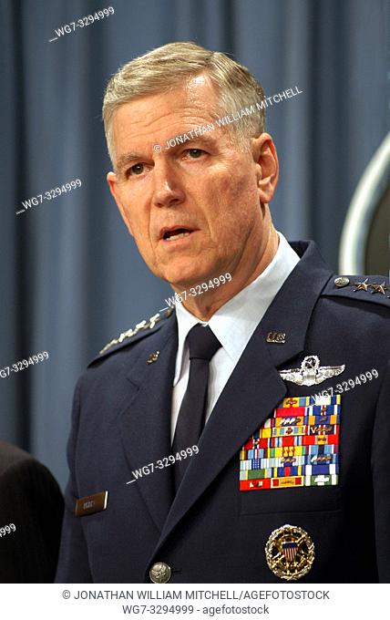 USA Pentagon -- 20 Mar 2003 -- Chairman of the Joint Chiefs of Staff General Richard B Myers, of the US Air Force, answers a reporterÕs question on the first...