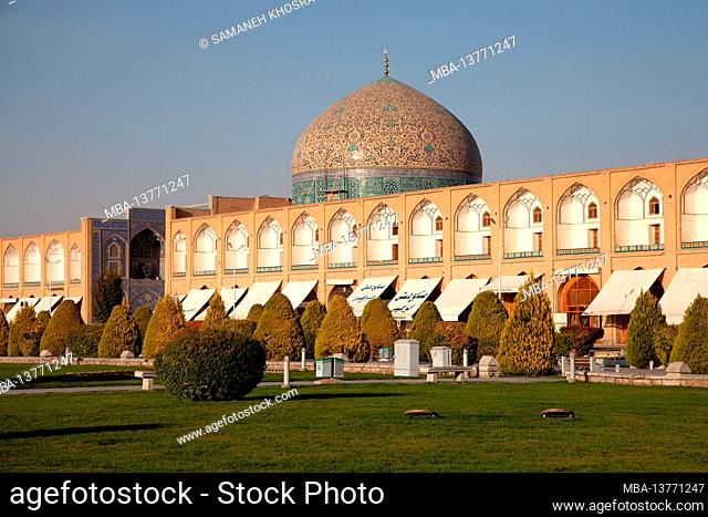 Sheikh Lotfollah Mosque on Naghshe Jahan Square in Isfahan, Iran