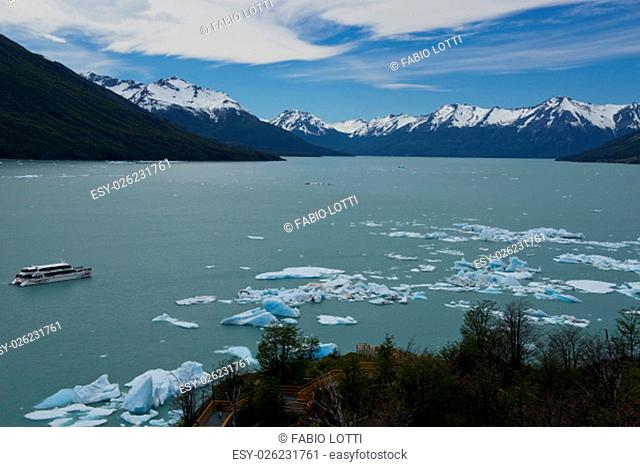 Spectacular blue icebergs floating on the Lake Argentino in the Los Glaciares National Park, Patagonia, Argentina