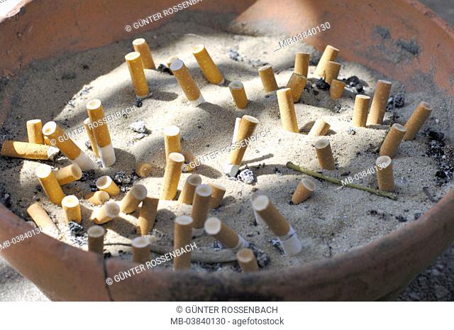 Ashtrays, cigarette butts,  Sand, truncated,   Vessel, Tongefäß, outside, cigarettes, butts, are, warete disposal, concept, smokers, smokes warete