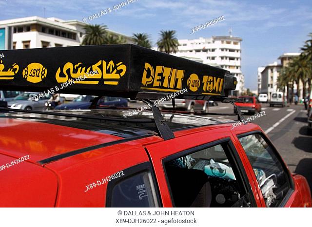 Africa, North Africa, Morocco, Casablanca, United Nations Square, Place des Nations Unies, Taxi