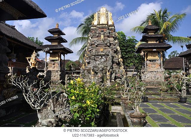Ubud (Bali, Indonesia): the Pura Saraswati temple