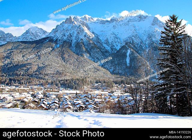 Winter walk near Mittenwald, the Karwendel mountains all in white, in the foreground the snowy meadow, place overview, Europe, Germany, Bavaria, Upper Bavaria