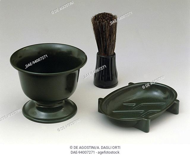 Bakelite shaving set, 1930-1939. United Kingdom, 20th century