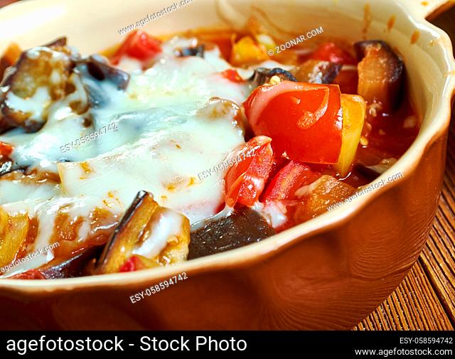 Guvech Patl?can - eggplant stew dishes , Turkish cuisine