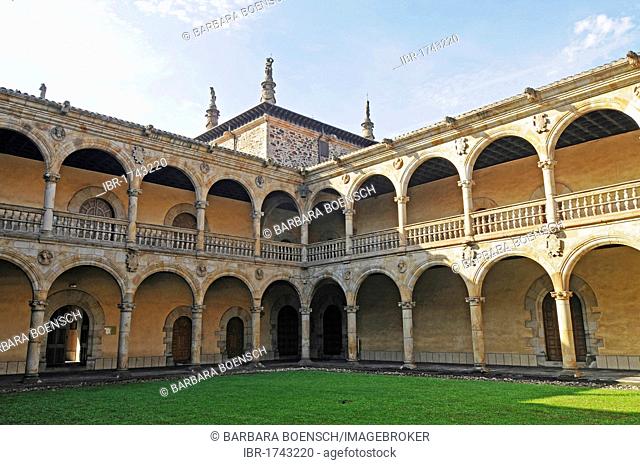 Courtyard with arcades, University, Onati, Gipuzkoa province, Pais Vasco, Basque Country, Spain, Europe