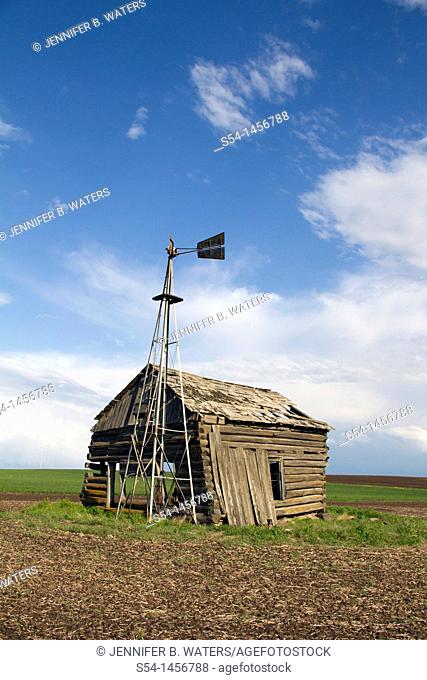An old well house and windmill near Spangle, Washington, USA